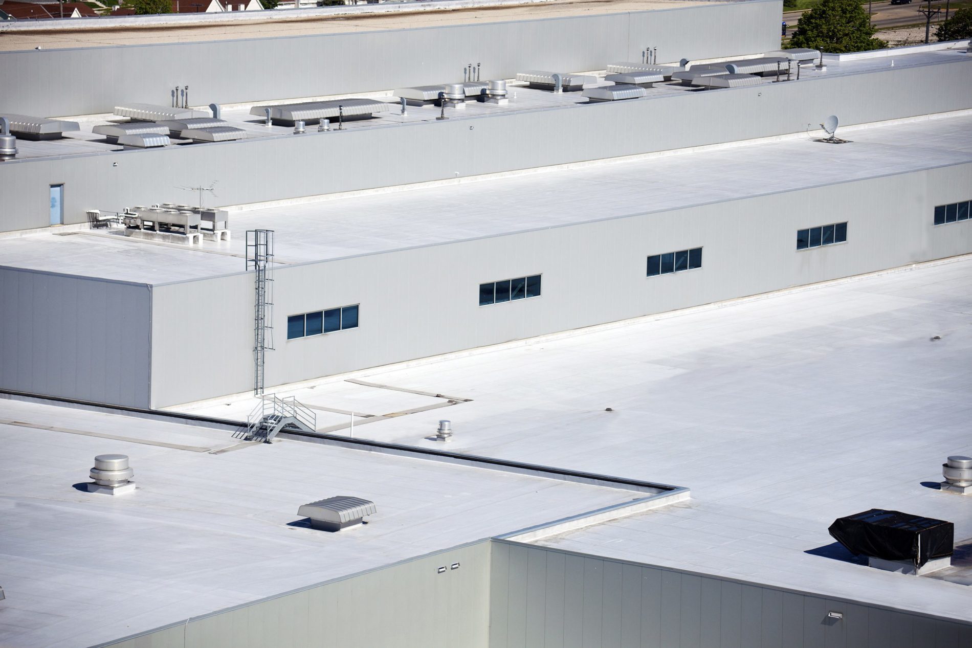 Manufacturing Facility Roofing in Riverside, CA